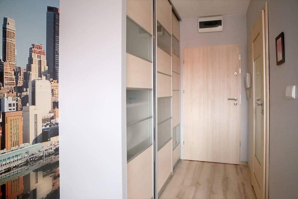סטודיו דירות בגודל 35 מר עם 1 חדרי רחצה פרטיים במרכז העיר פוזנן מראה חיצוני תמונה